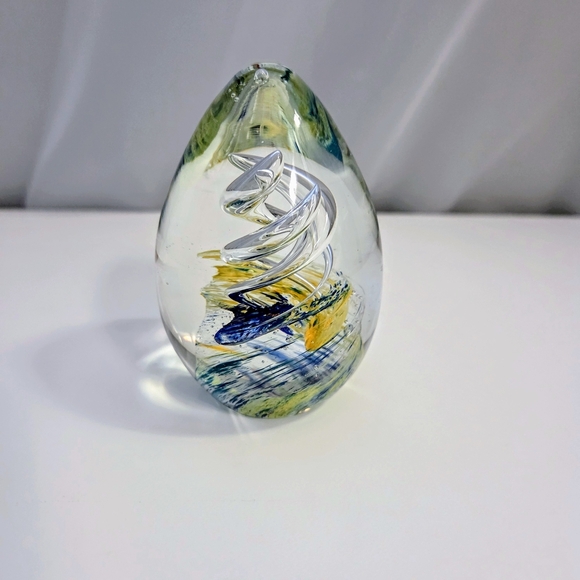 Vintage Abstract Art‎ Glass Egg Shape Paper Weight with Blue and Yellow Accents - Picture 2 of 4